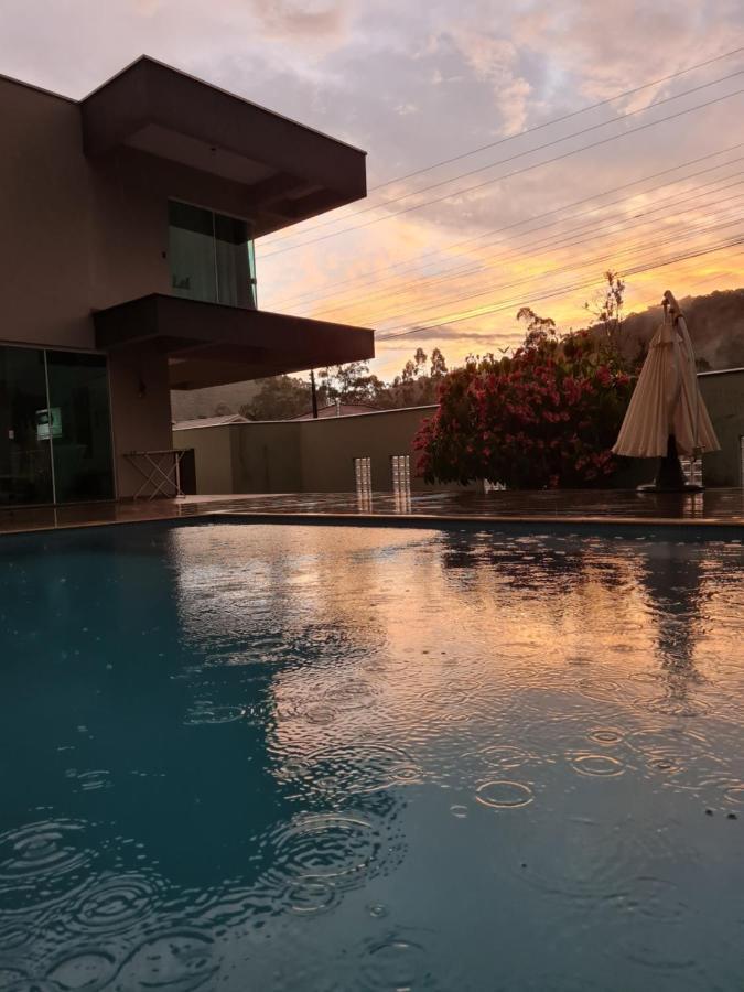 Lux House - Natureza - Piscina - Alto Padrao. ノーヴァ・トレント エクステリア 写真
